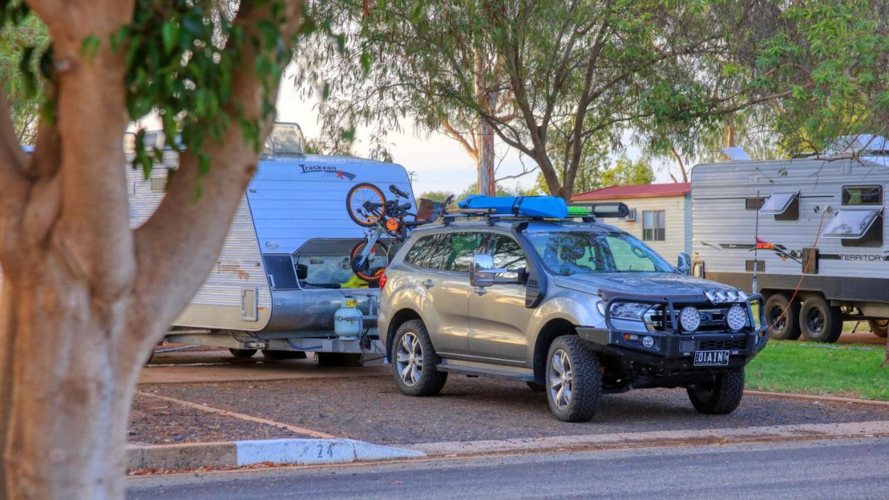 Cobar Caravan Park Екстериор снимка