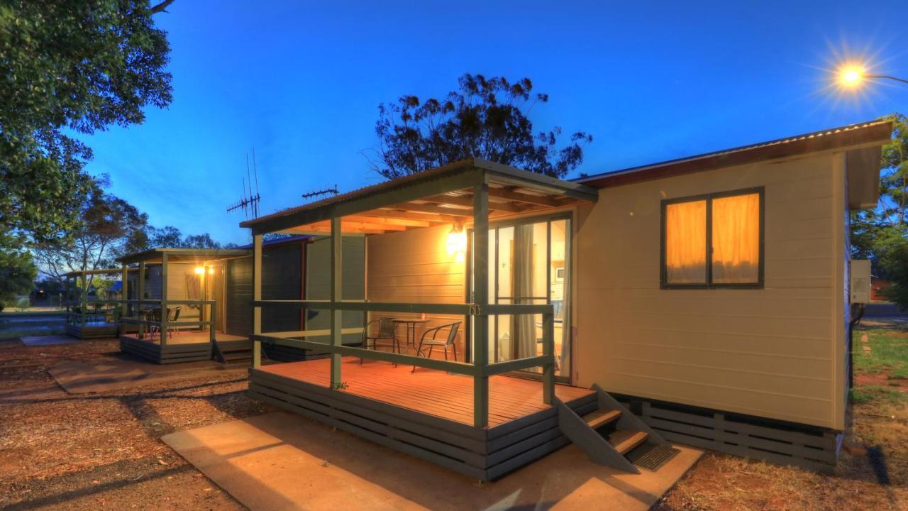 Cobar Caravan Park Екстериор снимка