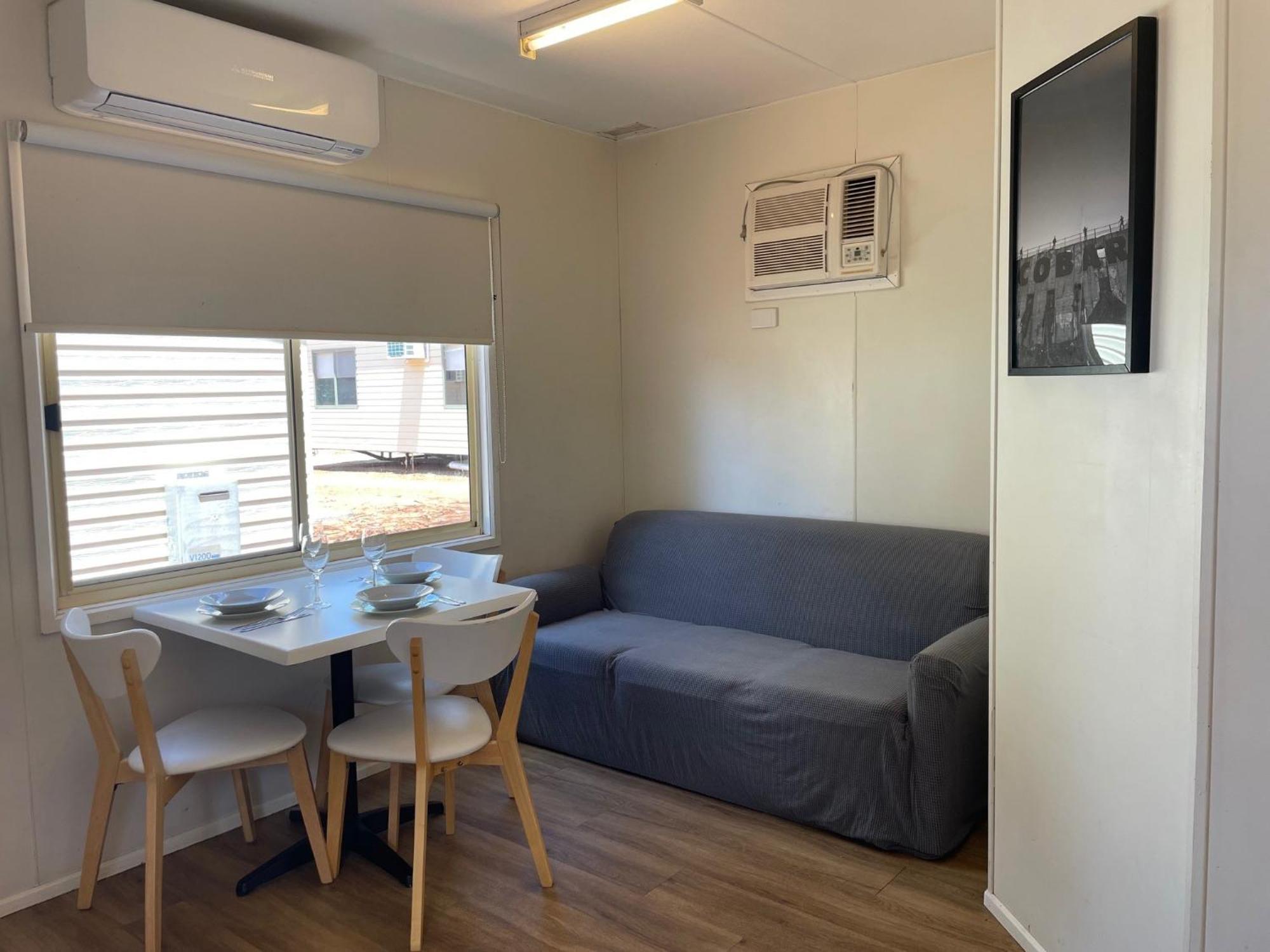 Cobar Caravan Park Екстериор снимка