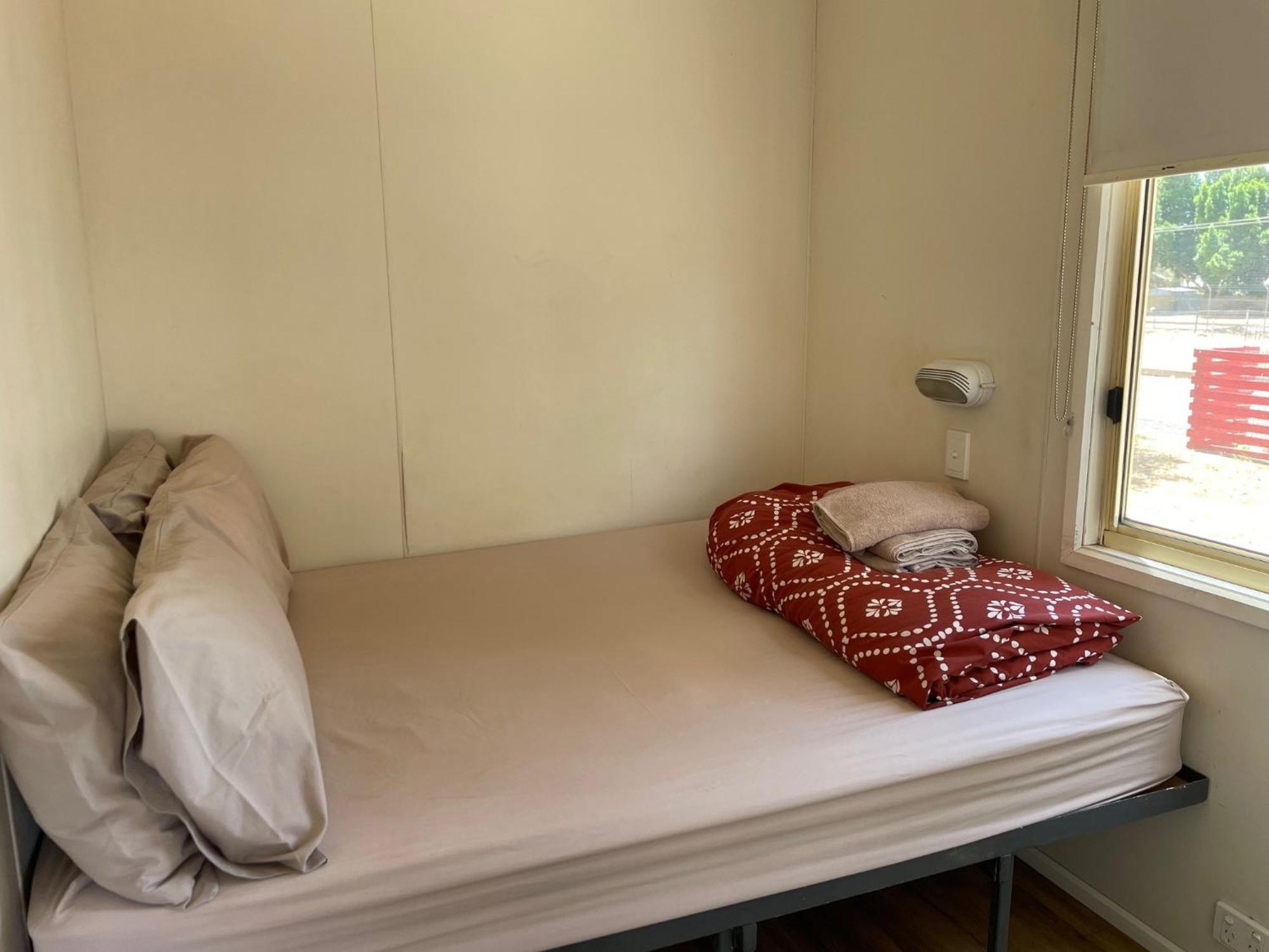 Cobar Caravan Park Екстериор снимка