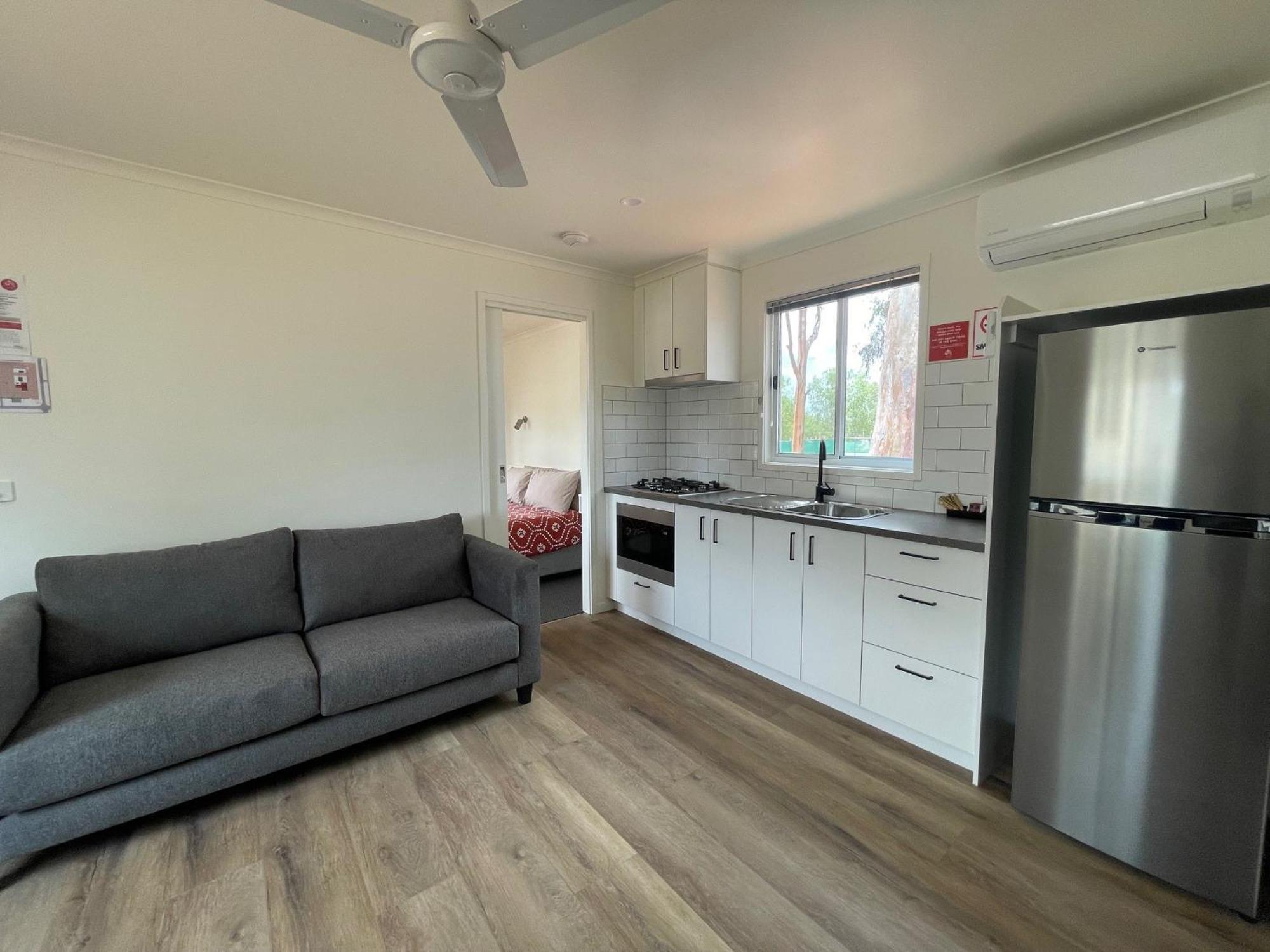 Cobar Caravan Park Екстериор снимка
